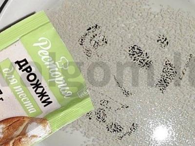 Kibinai su mieliniu tešla, špinatais, kiaušiniais ir ryžiais Žingsnis 3