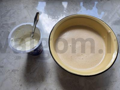 Šarlotė su abrikosais Žingsnis 4