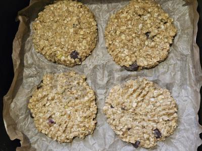 Avižiniai sausainiai su bananais Žingsnis 4