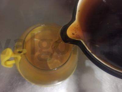 Arbatos gėrimas su citrina, imbieru ir ciberžole Žingsnis 4