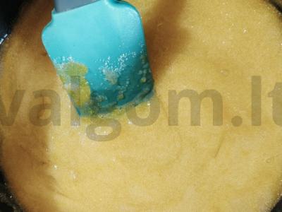 Tortas „Napoleonas“ iš sluoksniuotų biskvitų Žingsnis 10