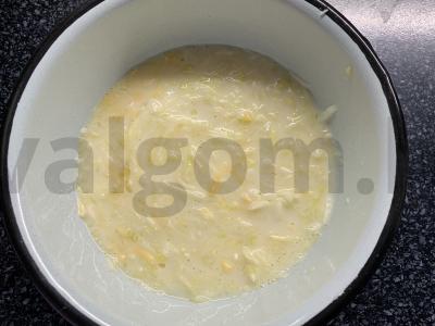 Blynai su cukinija ir sūriu Žingsnis 3