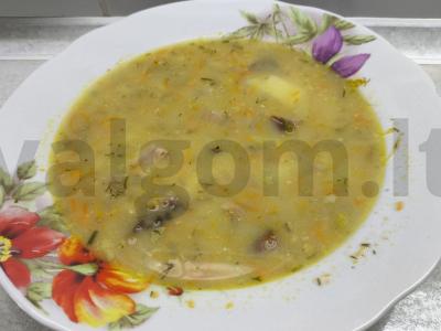 Žirnių sriuba su rūkytomis kiaulienos šonkauliais pagrindine nuotrauka