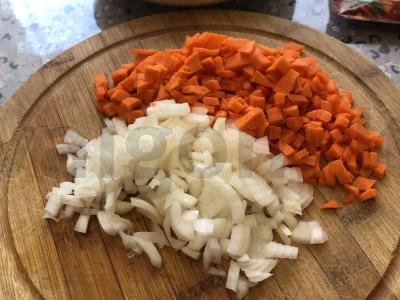 Vermicelli sriuba su dūminiu kumpiu Žingsnis 1