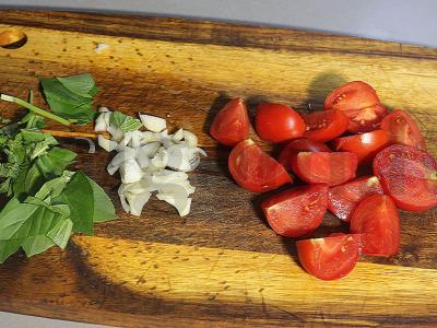 Salotos su vyšniomis ir varške Žingsnis 2