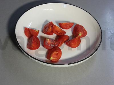 Salotos su vyšniomis ir varške Žingsnis 3