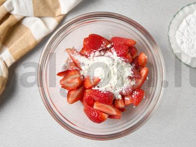 Braškės pyragėliai Žingsnis 4