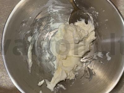 Raudonojo aksomo sausainiai su įdaru Žingsnis 1