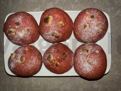 Raudonojo aksomo sausainiai su įdaru pagrindine nuotrauka