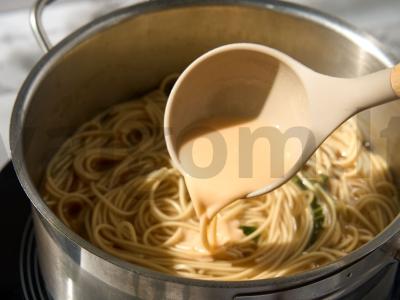 Paprastas grietinėlės ramenas su daržovėmis Žingsnis 7