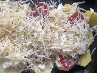 Bulvės su dešra ir sūriu Žingsnis 5