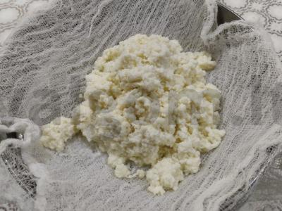 Namų sūris iš varškės ir pieno Žingsnis 2