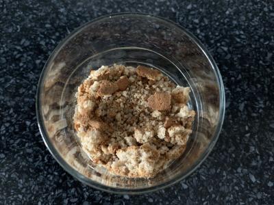 Desertas iš eskimo, sausainių, slyvų ir aviečių Žingsnis 2