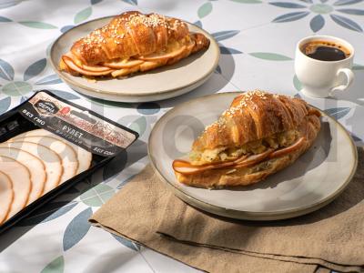 Kruasanai krok-mesje pagrindine nuotrauka