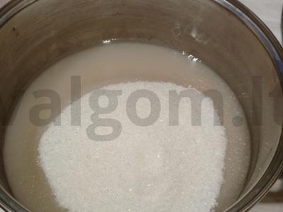 Obuolių uogienė iš veislės „Kitaika“ su šakele Žingsnis 4