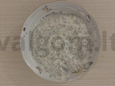 Desertas su graikišku jogurtu, chia sėklomis ir persimonu Žingsnis 2