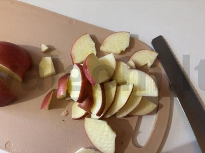 Purios šarlotės su obuoliais Žingsnis 1