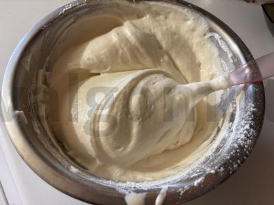 Purios šarlotės su obuoliais Žingsnis 7