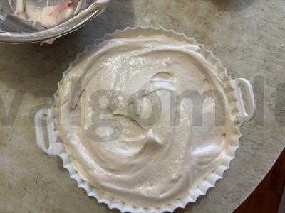 Purios šarlotės su obuoliais Žingsnis 8