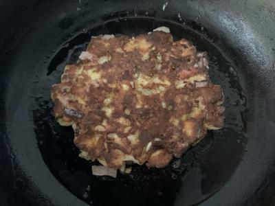 Pusryčiai su duona, šonine ir kiaušiniais Žingsnis 5