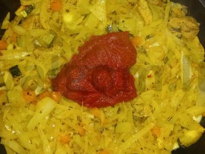 Troškinta kopūstai su cukinijomis Žingsnis 5