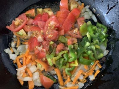 Sriuba su makaronais, kiaušiniu ir daržovėmis Žingsnis 5