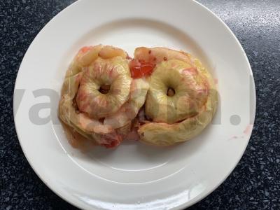 Kepti obuoliai su aviečių džemu, kumkvatu ir riešutais Žingsnis 6