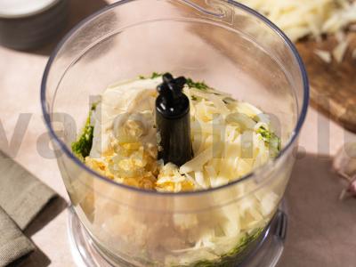 Makaronai grietinėlės ir špinatų padaže Žingsnis 4