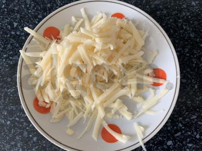 Kiauliena su daržovėmis ir sūriu orkaitėje Žingsnis 6