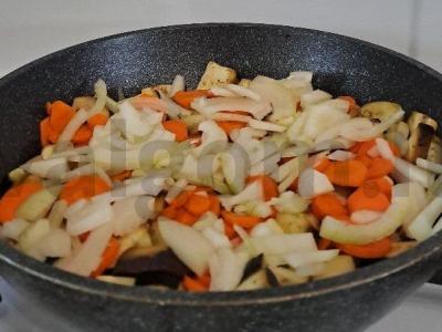 Baklažanų troškinys su majonezu Žingsnis 6