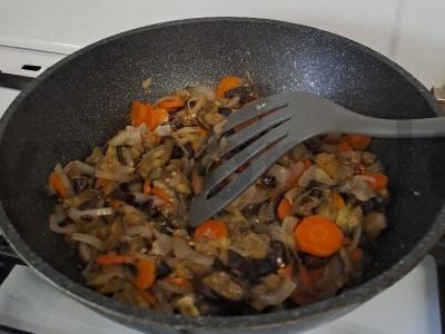 Baklažanų troškinys su majonezu Žingsnis 7