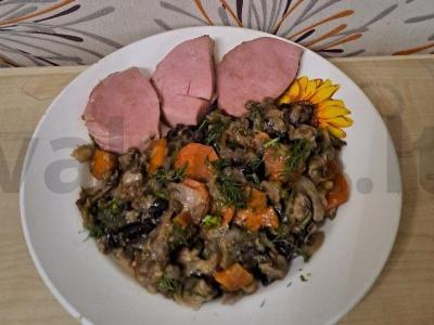 Baklažanų troškinys su majonezu pagrindine nuotrauka