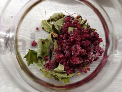 Žolelių gėrimas su avietėmis Žingsnis 3