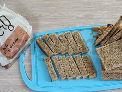 Česnakiniai sausainiai su žolelėmis Žingsnis 1