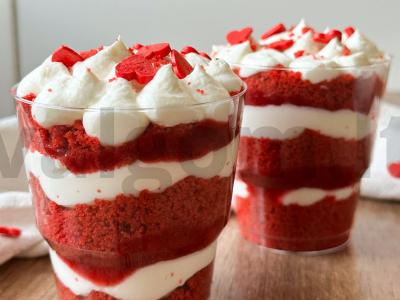 Triflis „Raudonas aksomas“ vasario 14-ąją pagrindine nuotrauka