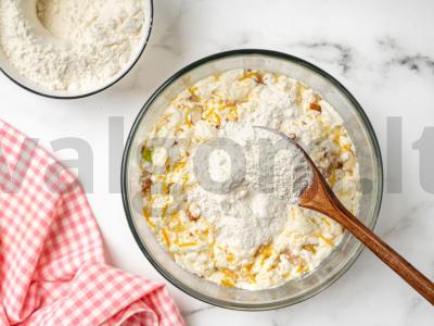 Apelsinų keksas su cukatais ir migdolais Žingsnis 5