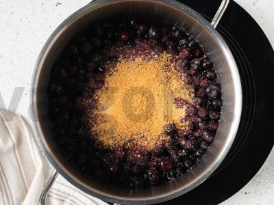 Mėlynių džemas su juodaisiais serbentais Žingsnis 2