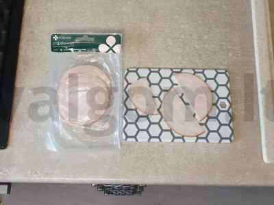 Švelnus omletas su mėsa, sūriu ir žaliu svogūnu Žingsnis 1