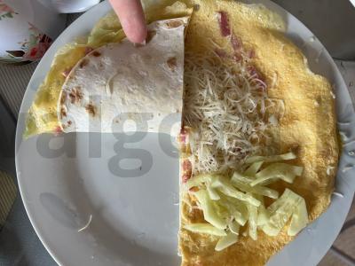 Tortilija su sūriu ir rūkytomis dešromis Žingsnis 8