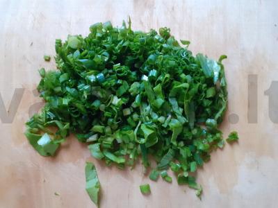 Užkandis iš lavašo su pesto, rukola ir kiaušiniu Žingsnis 1