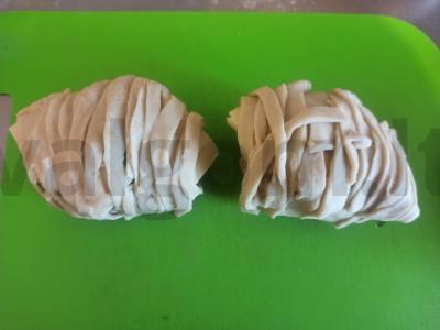 Kotletai tešloje su sūriu ir žolelėmis Žingsnis 4