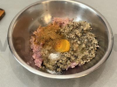 Kotletai su pievagrybiais pietums Žingsnis 5