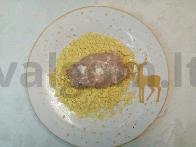 Vištienos sumuštiniai kukurūzų džiūvėsėliuose Žingsnis 8