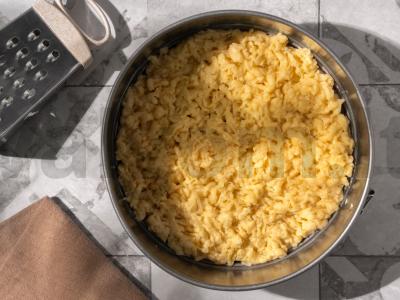 Tarkuotas pyragas su braškių uogiene Žingsnis 4