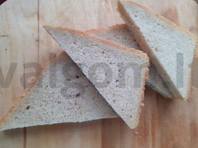 Brusketa su mocarela, rukola ir varškės sūriu Žingsnis 1