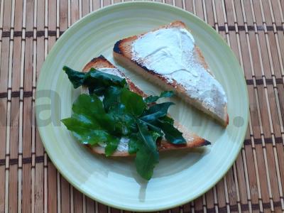 Brusketa su mocarela, rukola ir varškės sūriu Žingsnis 4