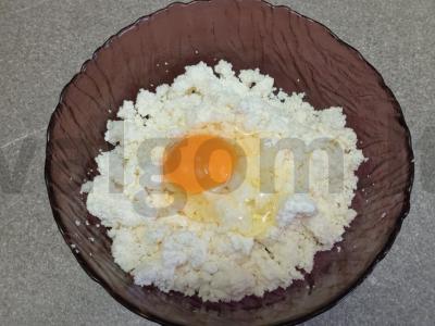 Sūrio blynai su kokosų drožlėmis ir karamele Žingsnis 1