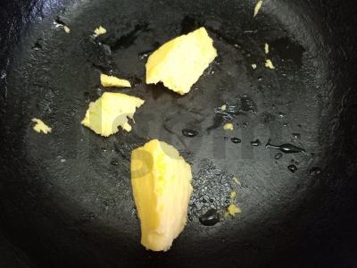 Sūrio blynai su kokosų drožlėmis ir karamele Žingsnis 6