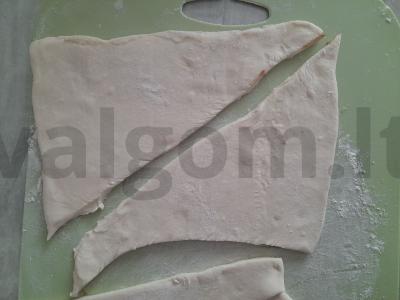 Sluoksniuotos bandelės su šokoladiniu sviestu ir kondensuotu pienu Žingsnis 5