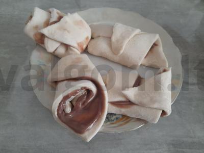 Sluoksniuotos bandelės su šokoladiniu sviestu ir kondensuotu pienu Žingsnis 7